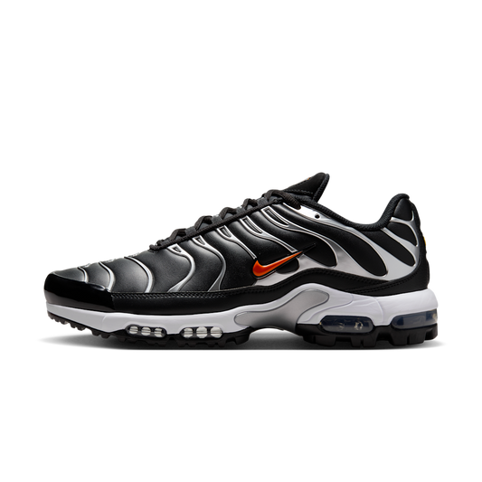 Overkicks - Nike Air Max Plus Golf Black Metallic Silver (FZ4150-002) - vista lateral