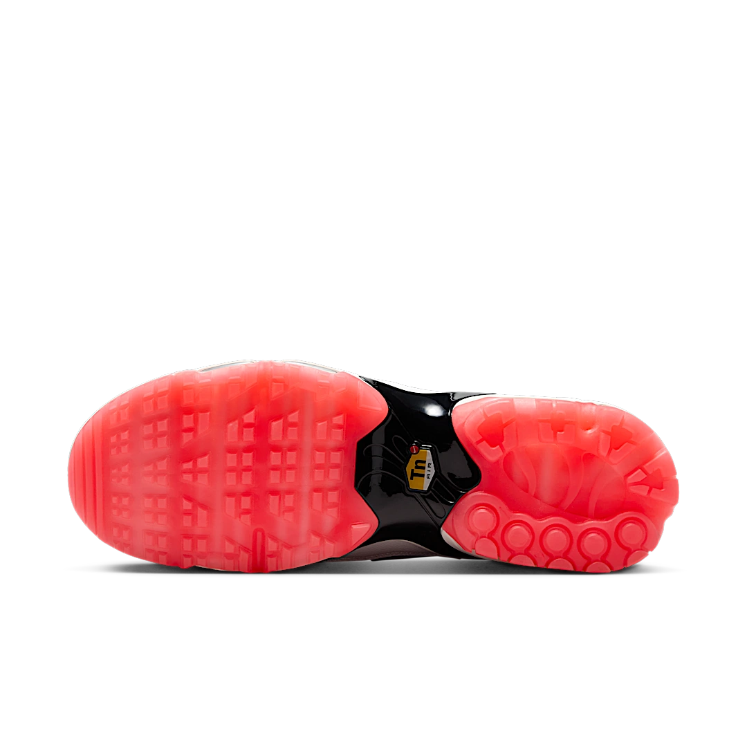 Overkicks - Nike Air Max Plus Golf The Masters Augusta Azaleas (HJ4512-100) - detalle suela