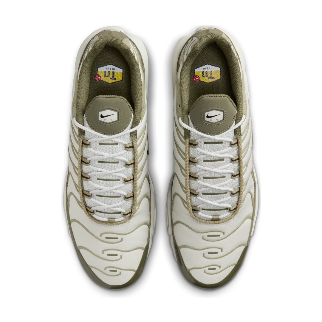Overkicks - Nike Air Max Plus Light Bone Neutral Olive (FB9722-002) - par completo