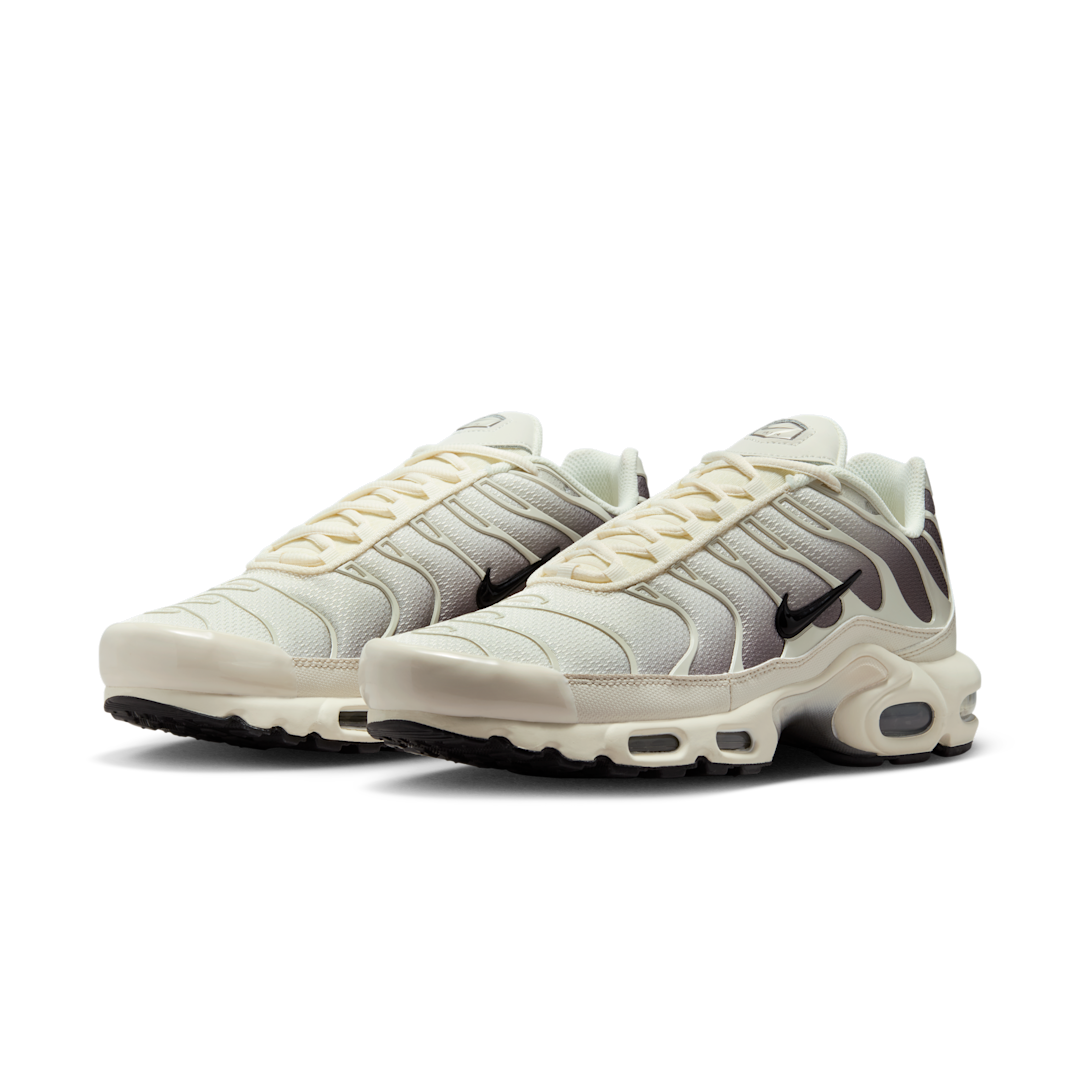 Overkicks - Nike Air Max Plus Light Orewood Brown Cave Stone (DM0032-106) - vista trasera