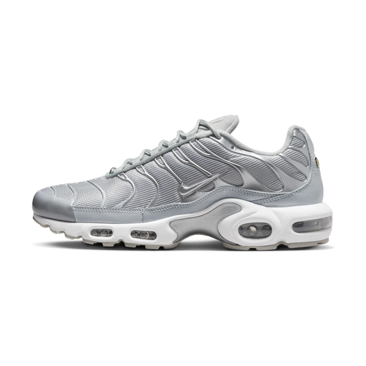 Overkicks - Nike Air Max Plus Metallic Silver (FJ1012-095) - vista lateral