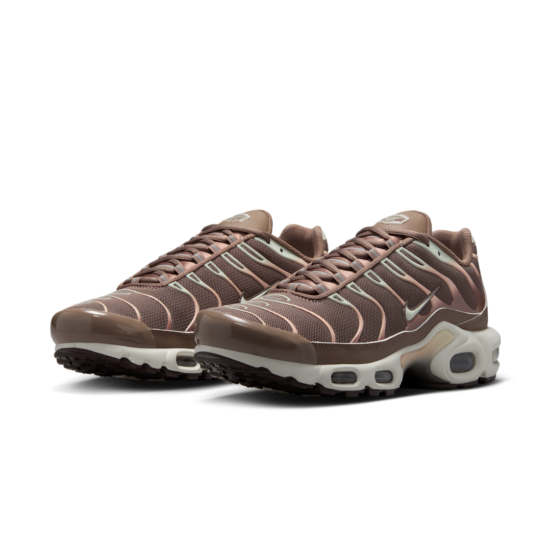 Overkicks - Nike Air Max Plus Mink Brown Baroque Brown Sail Metallic Silver (Womens) (DZ3671-200) - vista trasera