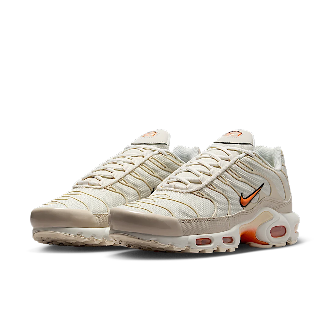 Overkicks - Nike Air Max Plus Phantom Safety Orange (DM0032-019) - vista trasera