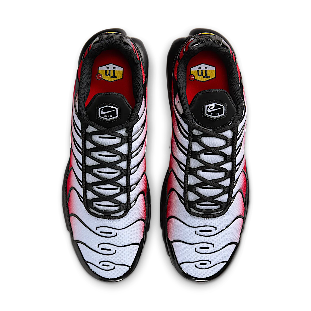 Overkicks - Nike Air Max Plus Pure Platinum University Red Black White (DM0032-017) - par completo