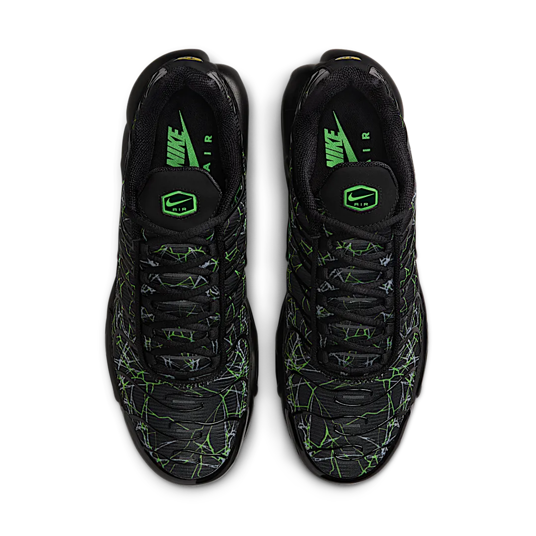 Overkicks - Nike Air Max Plus Shattered Glass (IB3075-001) - par completo