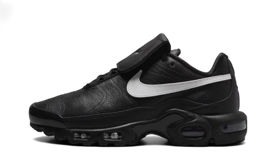 Overkicks - Nike Air Max Plus Tiempo Black White (HF0074-001) - vista lateral