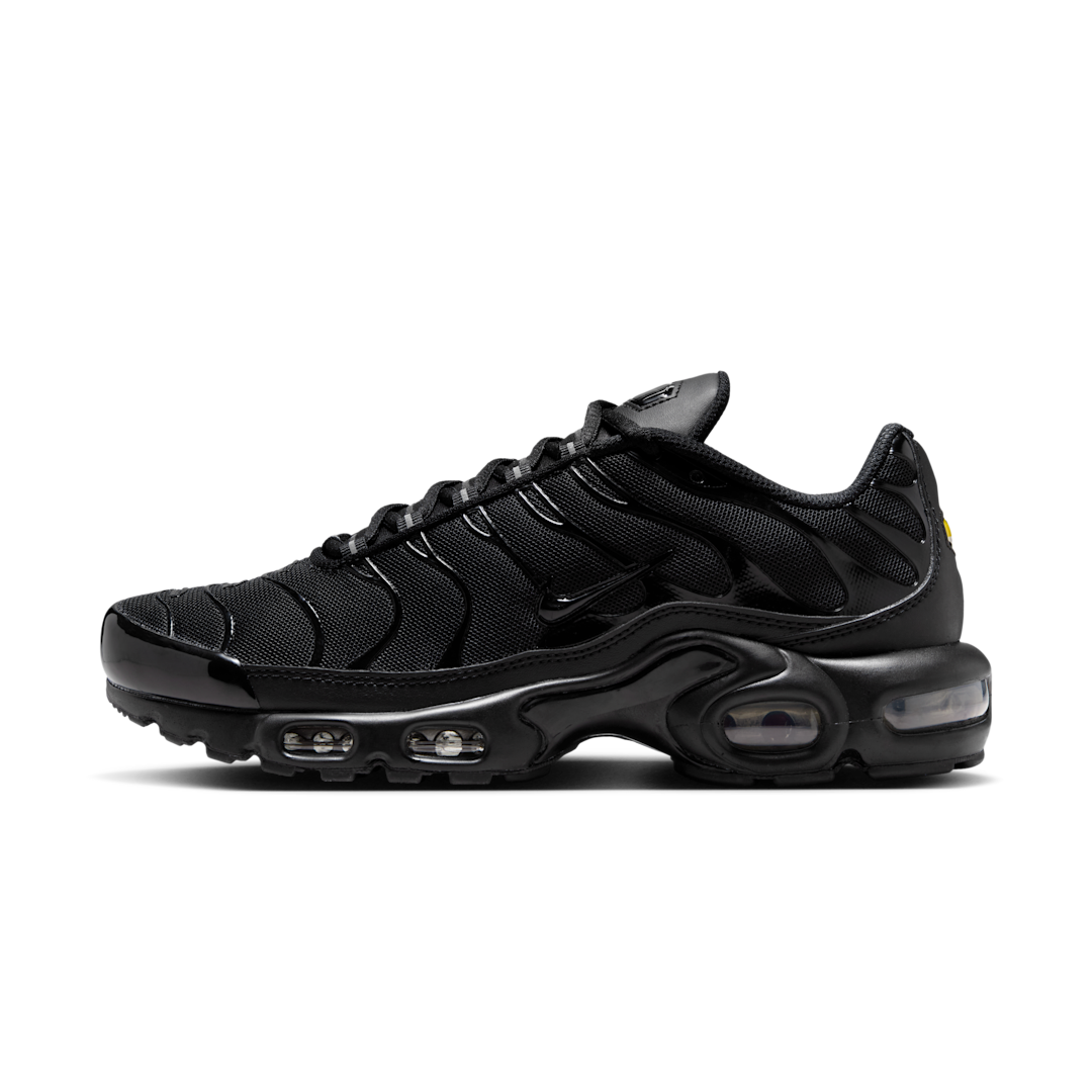 Overkicks - Nike Air Max Plus Triple Black (DM2362-002) - vista lateral