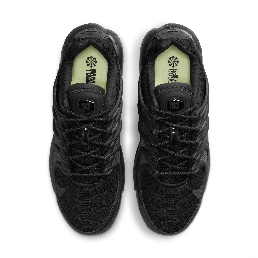Overkicks - Nike Air Max Terrascape Plus Black Anthracite (DQ3977-001) - vista trasera
