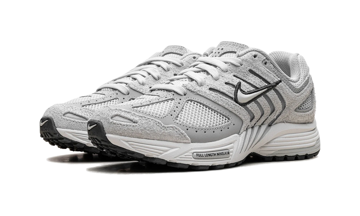 Overkicks - Nike Air Peg 2K5 Pure Platinum (Womens) (HJ5271-001) - vista trasera
