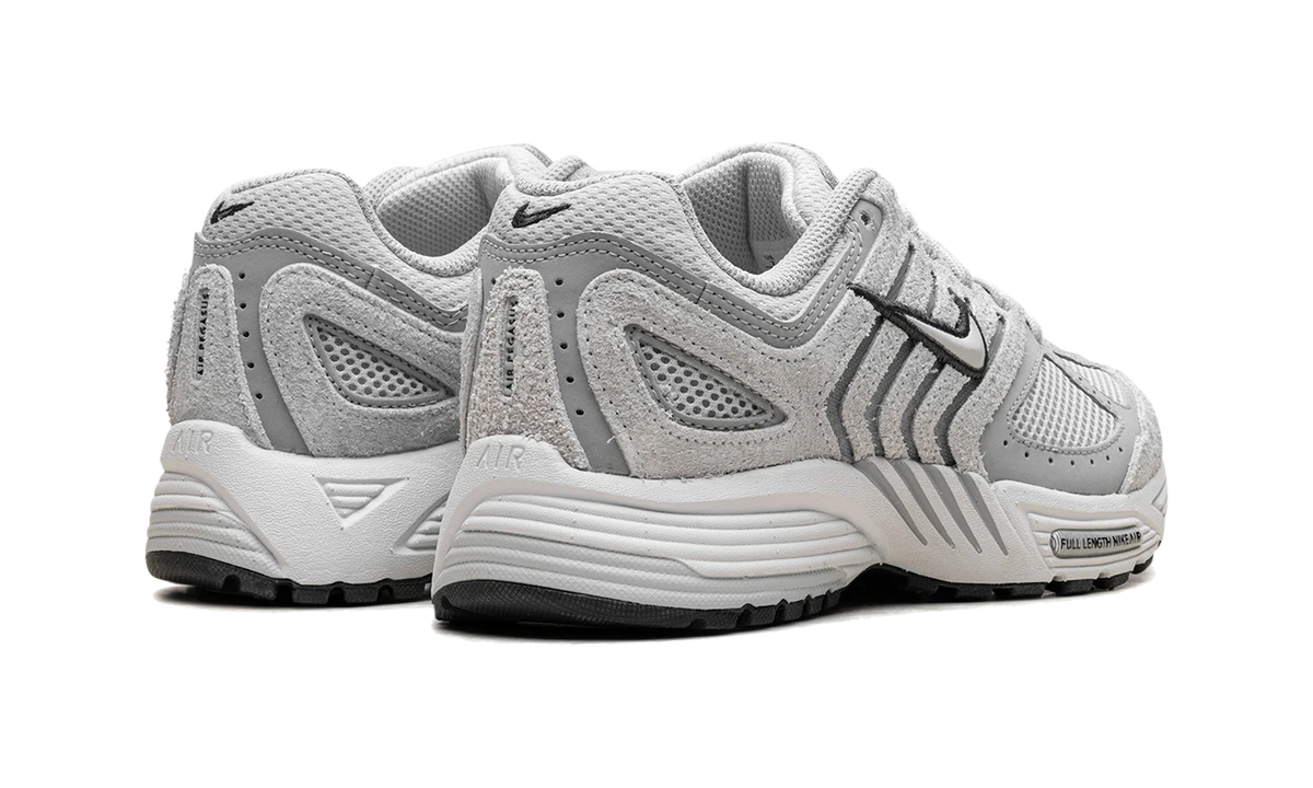 Overkicks - Nike Air Peg 2K5 Pure Platinum (Womens) (HJ5271-001) - par completo