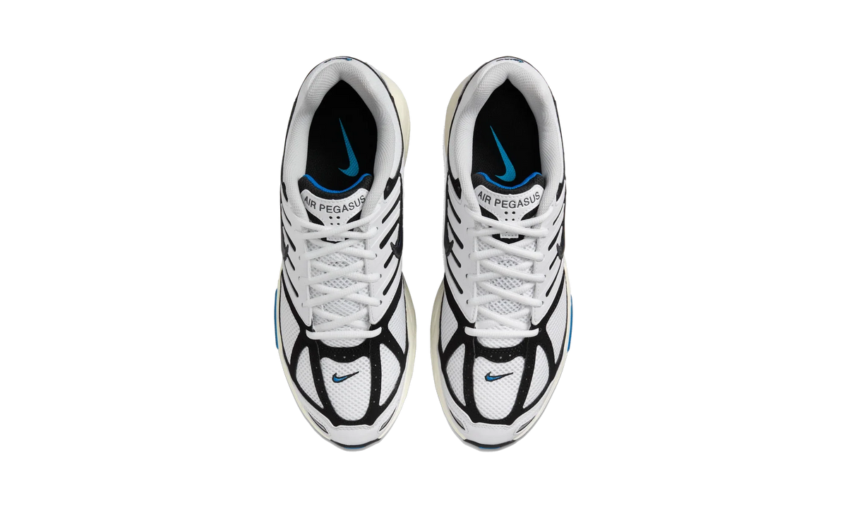 Overkicks - Nike Air Peg 2K5 White Black Photo Blue (IB3971-100) - vista superior
