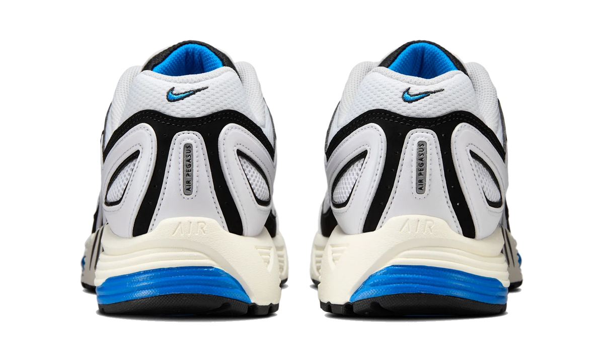 Overkicks - Nike Air Peg 2K5 White Black Photo Blue (IB3971-100) - detalle talon