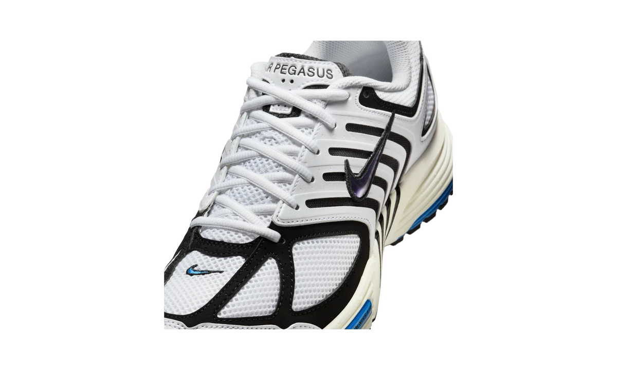 Overkicks - Nike Air Peg 2K5 White Black Photo Blue (IB3971-100) - detalle lateral interior