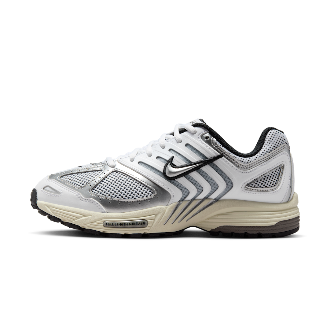 Overkicks - Nike Air Peg 2K5 White Coconut Milk Black Metallic Silver (Womens) (HQ1675-100) - vista lateral