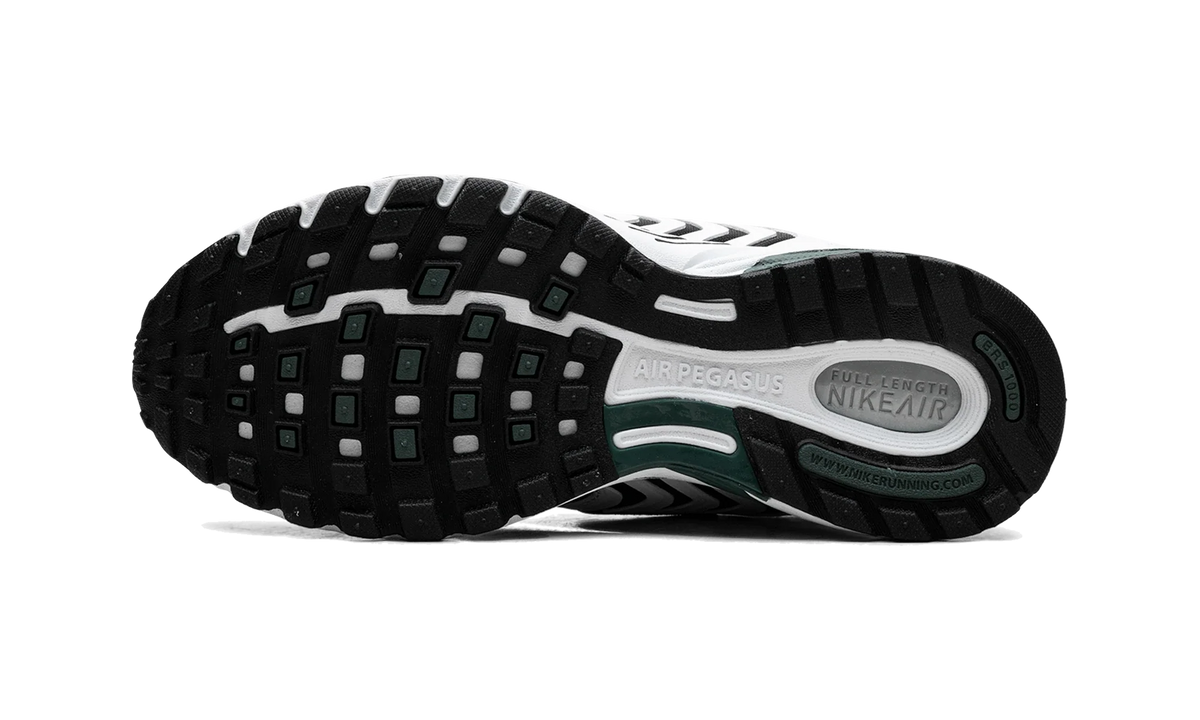 Overkicks - Nike Air Peg 2K5 White Vintage Green (Womens) (HQ5718-102) - vista superior