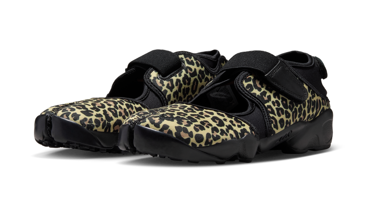 Overkicks - Nike Air Rift Breathe Leopard (Womens) (IR5696-010) - vista trasera