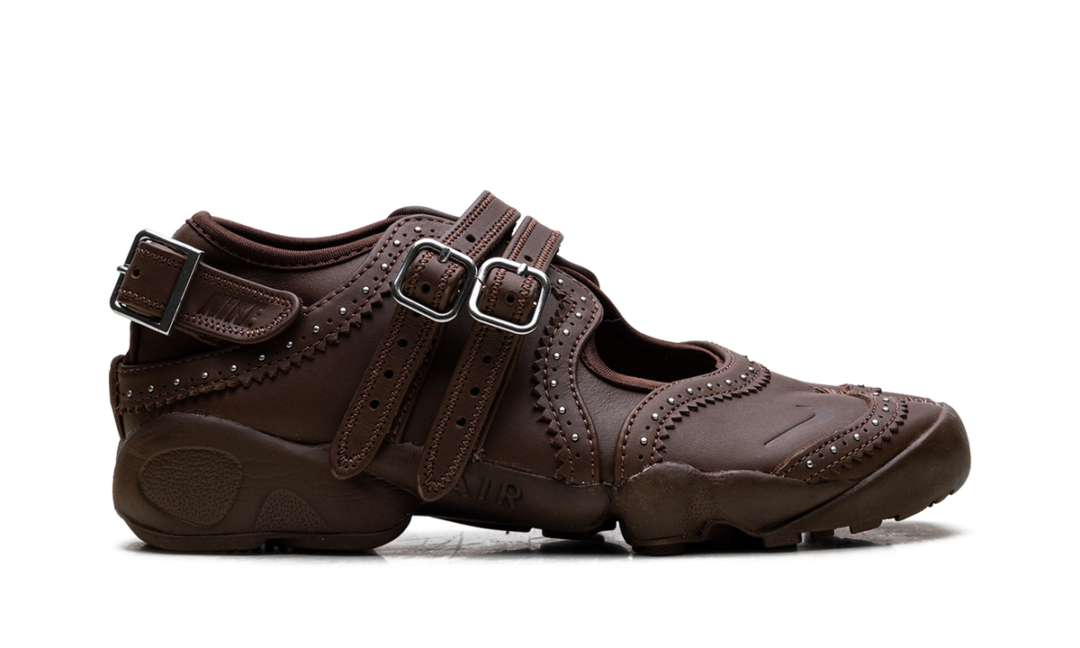 Overkicks - Nike Air Rift Light British Tan (Womens) (IM7396-281) - detalle talon