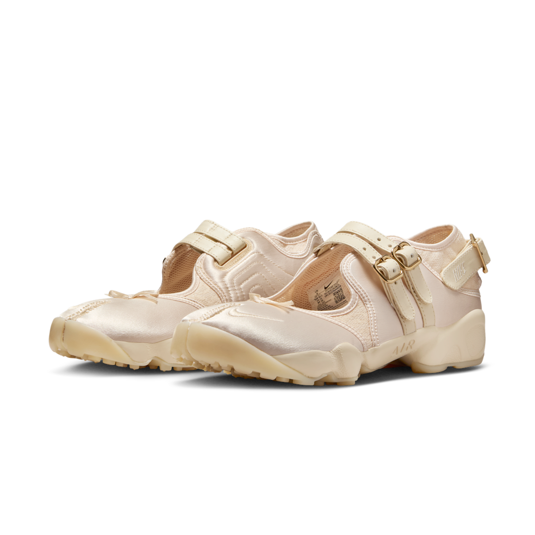 Overkicks - Nike Air Rift Pearl White Buckle Strap (Womens) (IH7346-222) - vista trasera