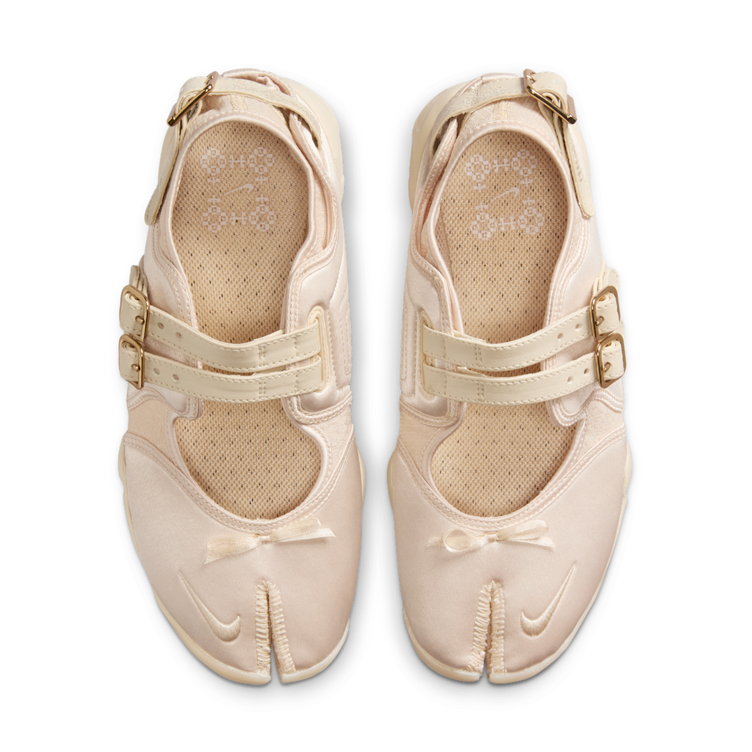 Overkicks - Nike Air Rift Pearl White Buckle Strap (Womens) (IH7346-222) - par completo