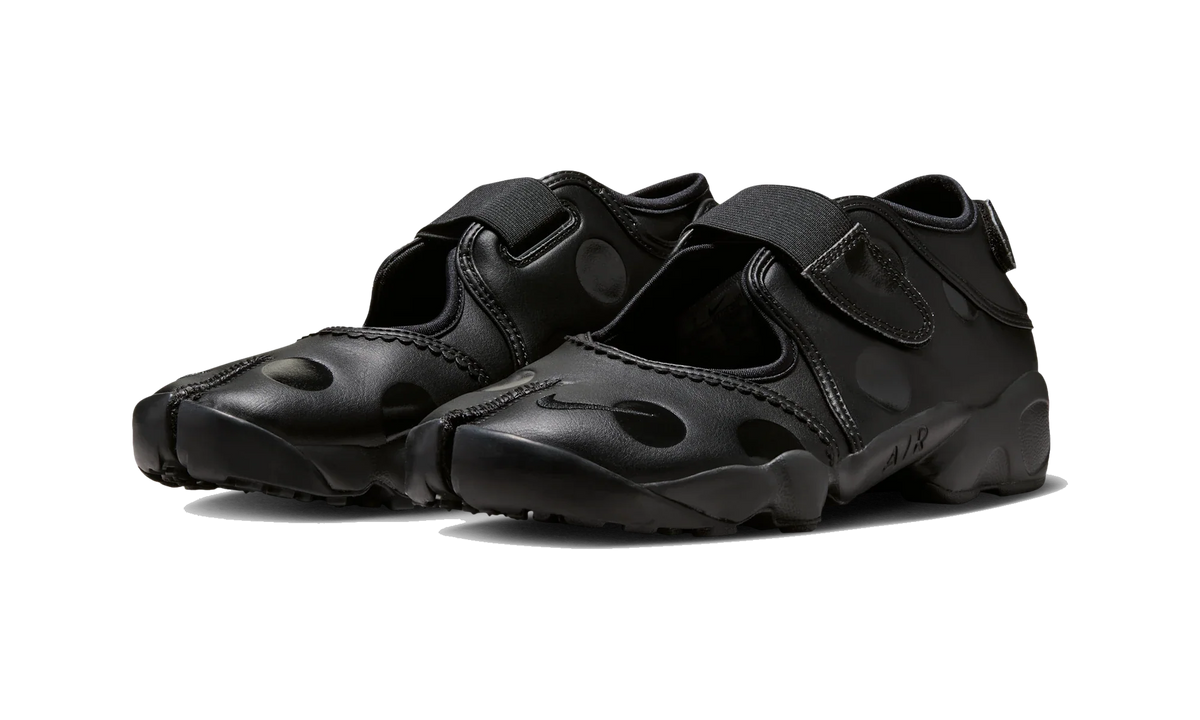 Overkicks - Nike Air Rift Polka Dots Triple Black (Womens) (IR1226-002) - vista trasera