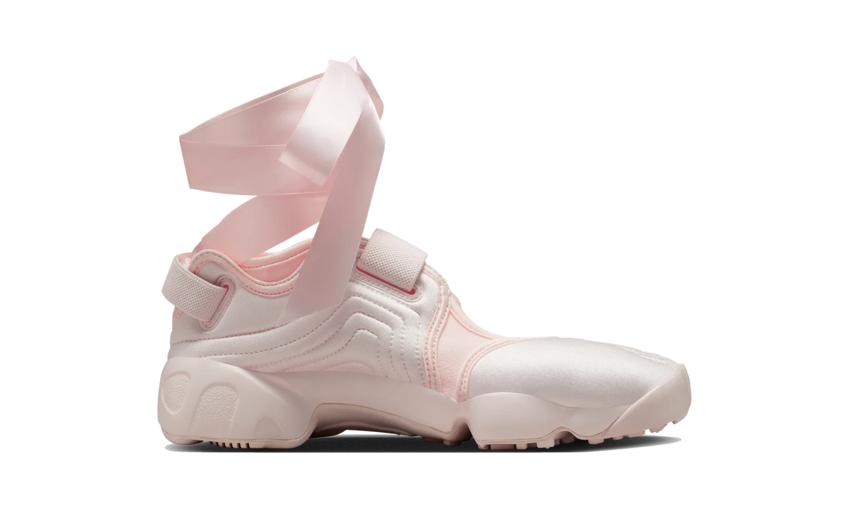 Overkicks - Nike Air Rift Premium SE Light Soft Pink Ribbons (Womens) (HQ3761-640) - detalle suela