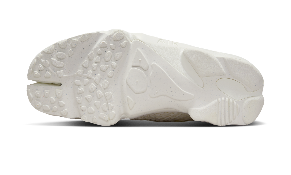 Overkicks - Nike Air Rift Sail (Womens) (HM8288-101) - par completo