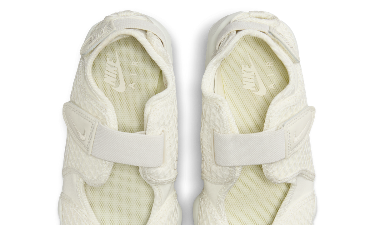 Overkicks - Nike Air Rift Sail (Womens) (HM8288-101) - vista superior