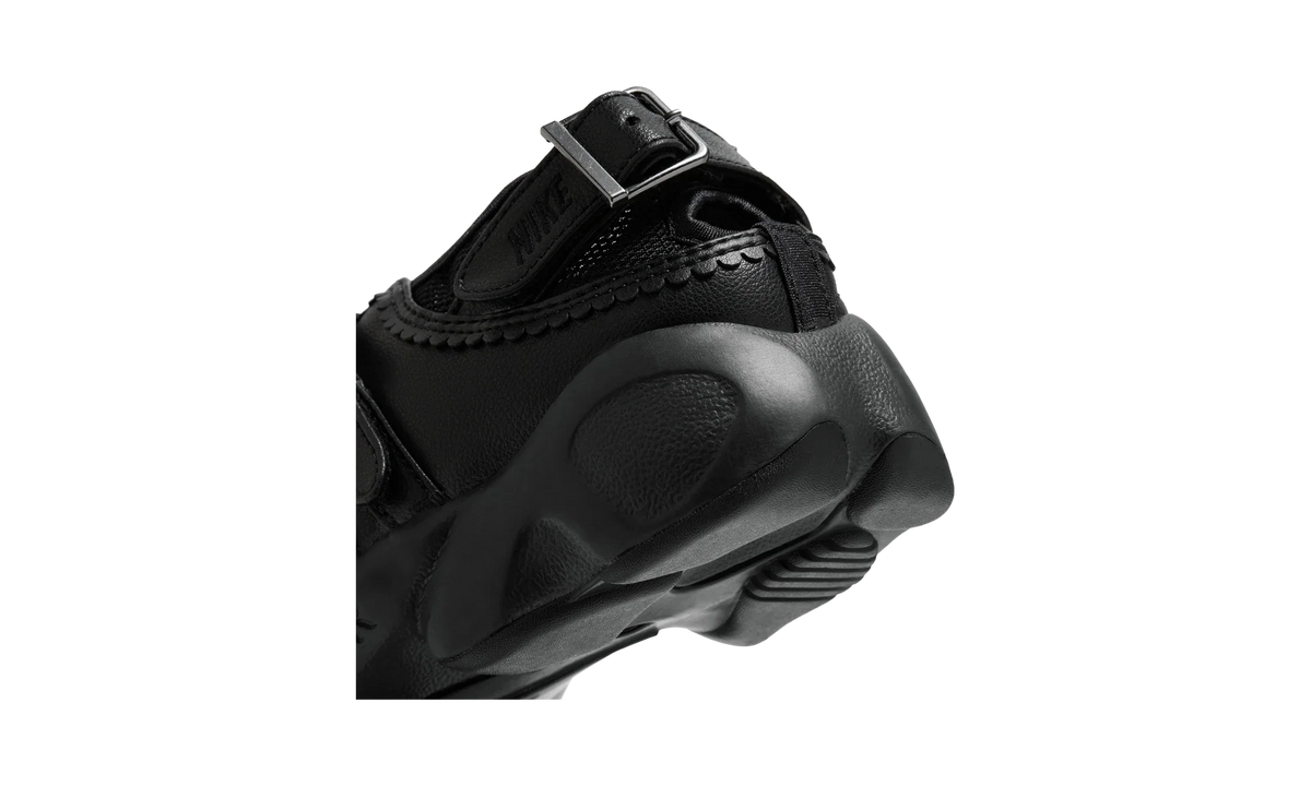 Overkicks - Nike Air Rift Triple Black Buckle Strap (Womens) (IB8881-001) - detalle