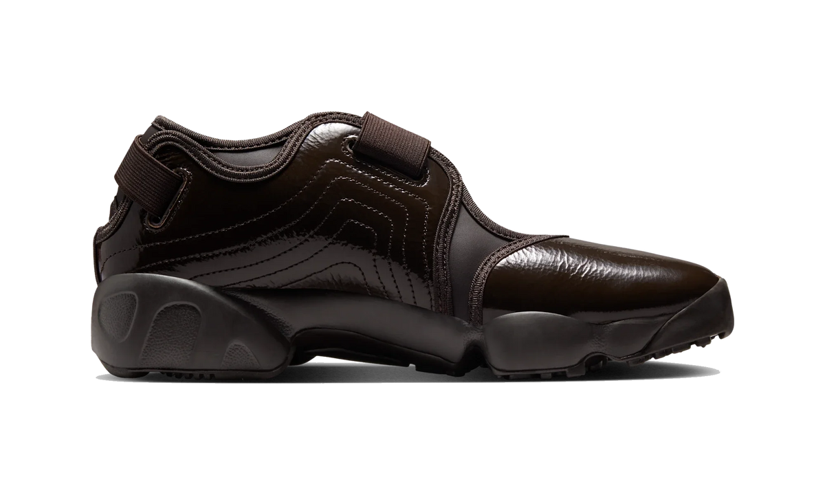 Overkicks - Nike Air Rift Velvet Brown Gold (Womens) (IB8954-200) - detalle suela