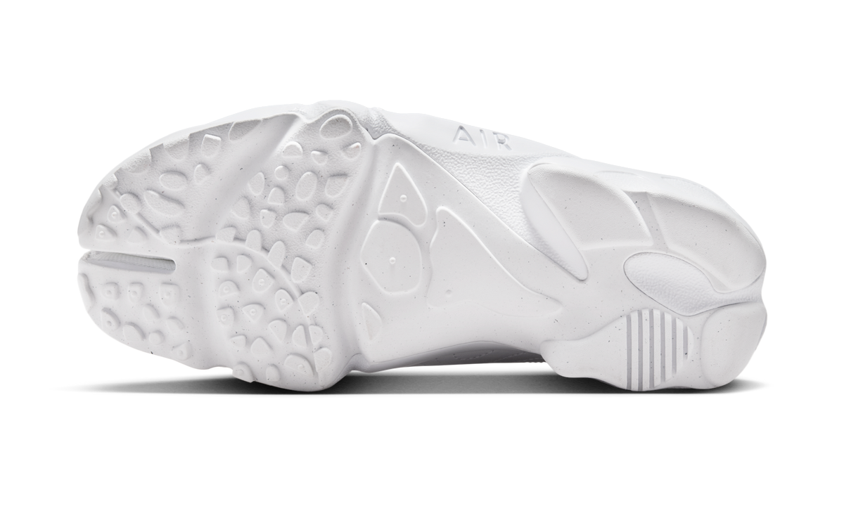 Overkicks - Nike Air Rift White (Womens) (HM5737-100) - par completo