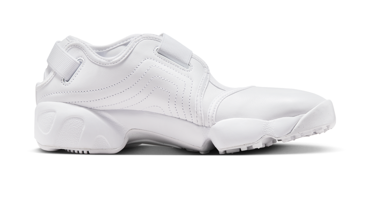 Overkicks - Nike Air Rift White (Womens) (HM5737-100) - detalle suela