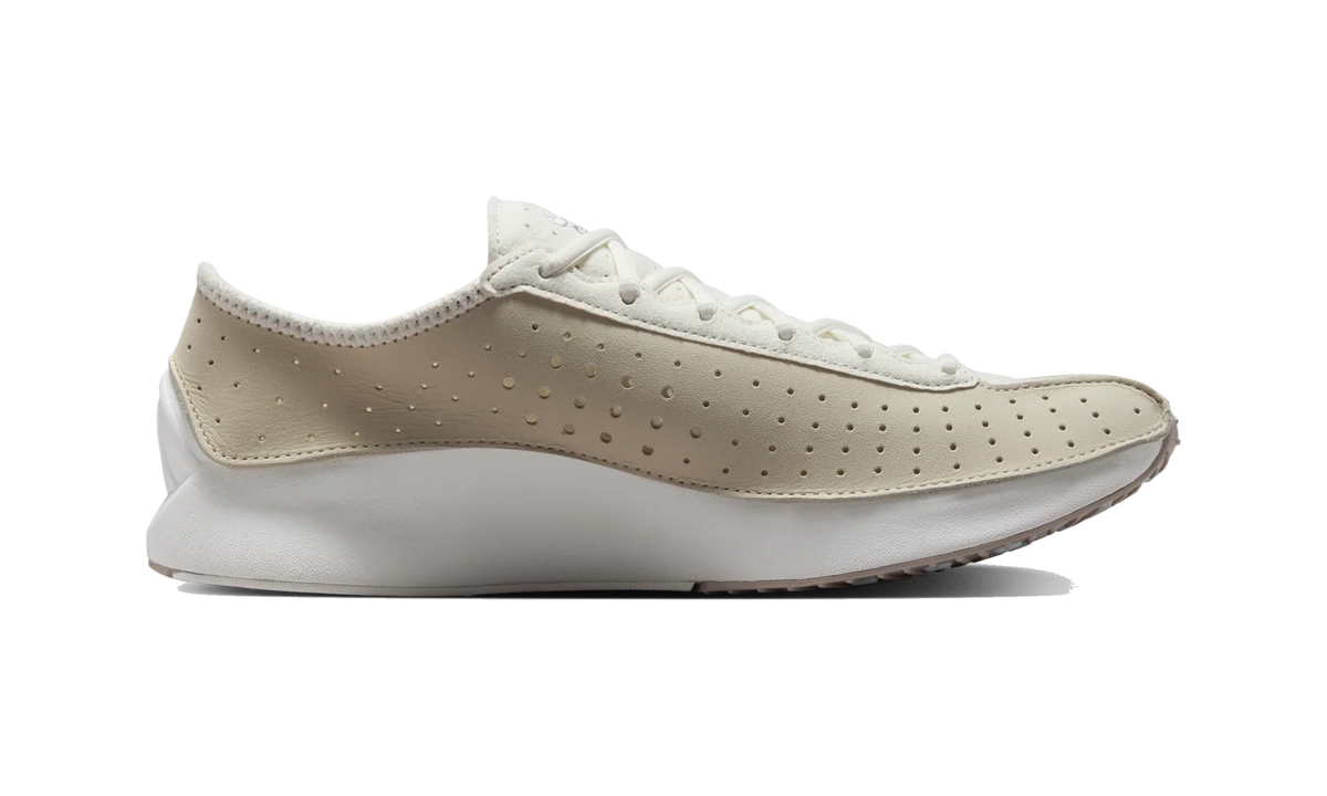 Overkicks - Nike Air Superfly Coconut Milk (Womens) (HQ7955-100) - detalle suela
