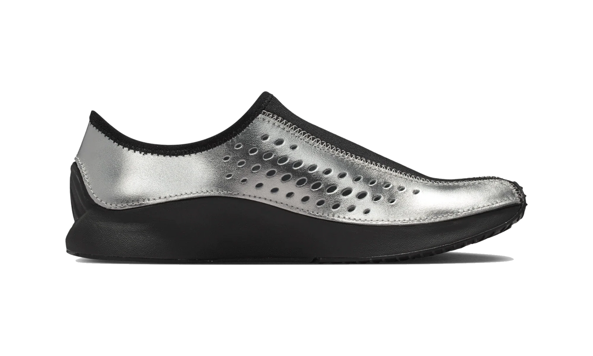 Overkicks - Nike Air Superfly Moc Metallic Silver Black (Womens) (HV8628-003) - detalle suela