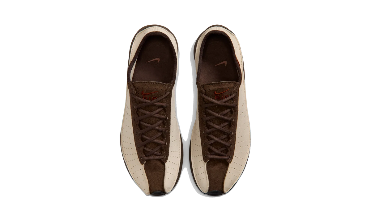 Overkicks - Nike Air Superfly Sand Drift Baroque Brown (Womens) (IU7555-126) - vista superior
