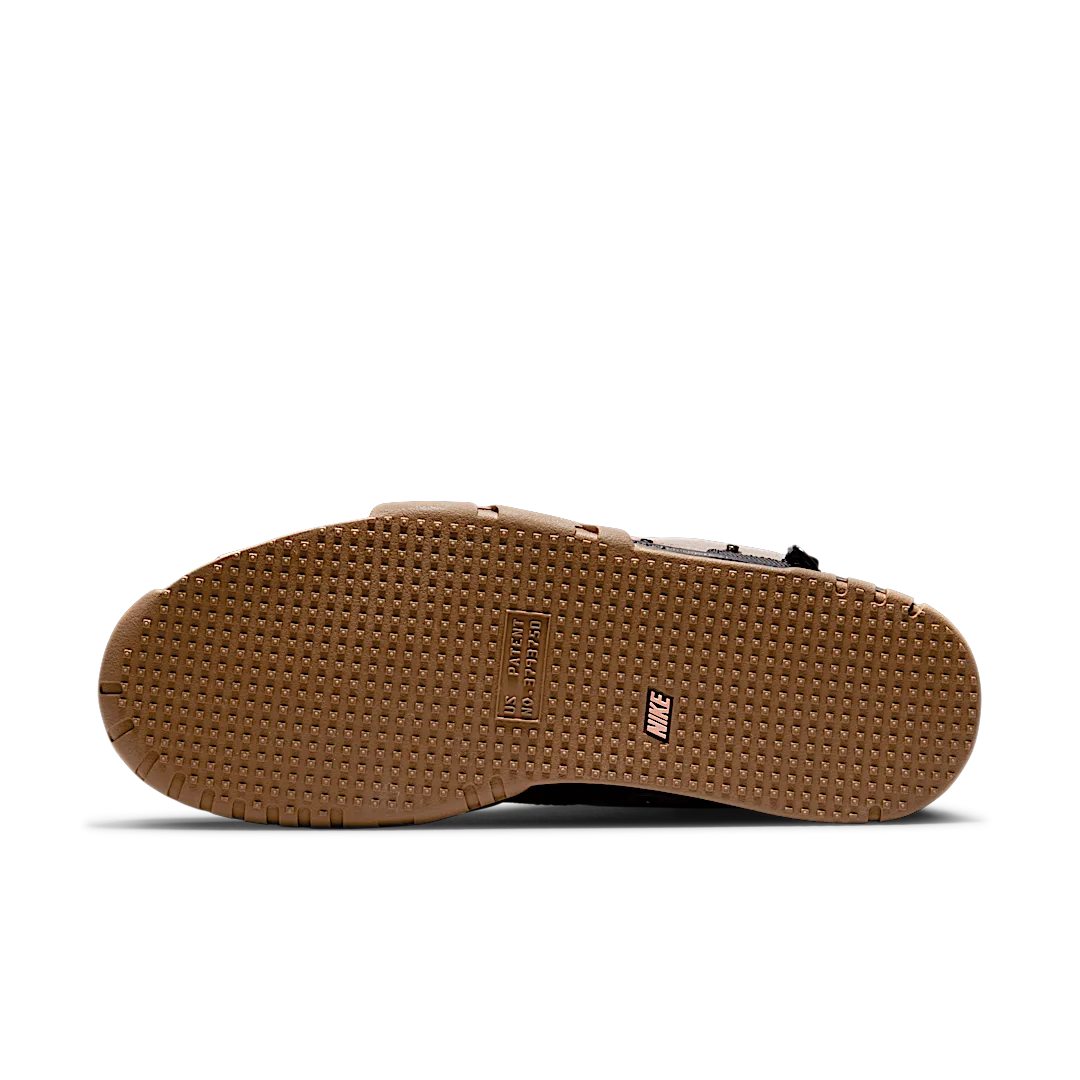 Overkicks - Nike Air Trainer 1 SP Travis Scott Wheat (DR7515-200) - detalle suela