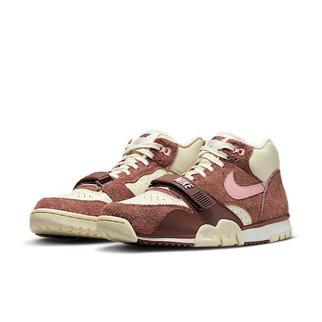 Overkicks - Nike Air Trainer 1 Valentines Day (2023) (DM0522-201) - vista trasera