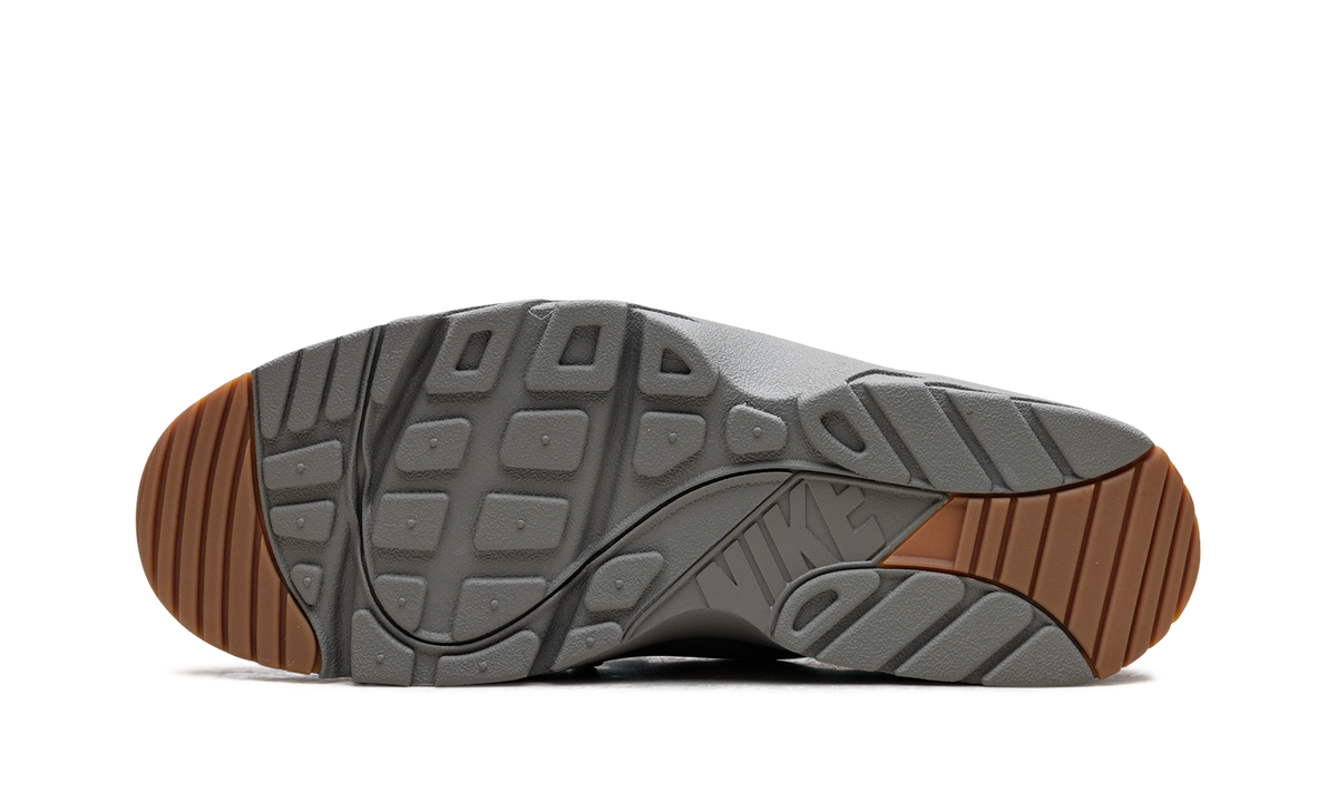 Overkicks - Nike Air Trainer Huarache Corteiz Gully Grey (FQ8793-001) - vista superior