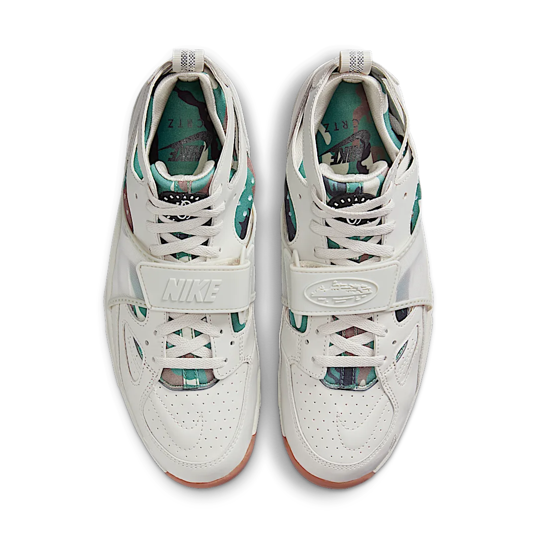 Overkicks - Nike Air Trainer Huarache Corteiz Light Bone (FQ8793-002) - par completo