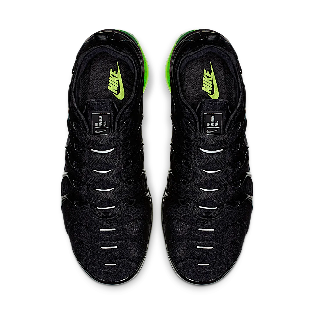 Overkicks - Nike Air VaporMax Plus Black Volt Sole (924453-015) - par completo