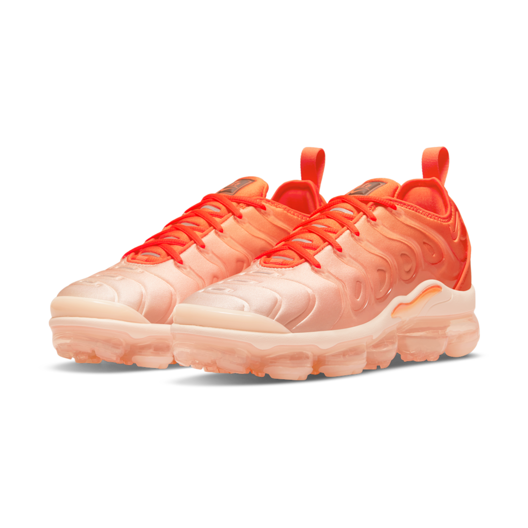 Overkicks - Nike Air VaporMax Plus Citrus (Womens) (DQ8588-800) - vista trasera