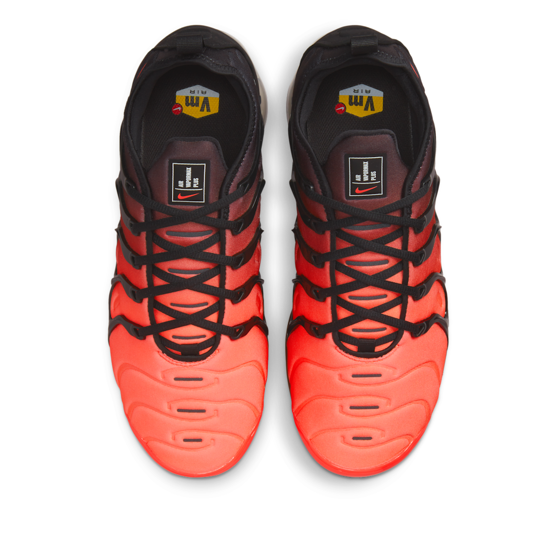 Overkicks - Nike Air VaporMax Plus Darth Maul (DZ4857-001) - par completo