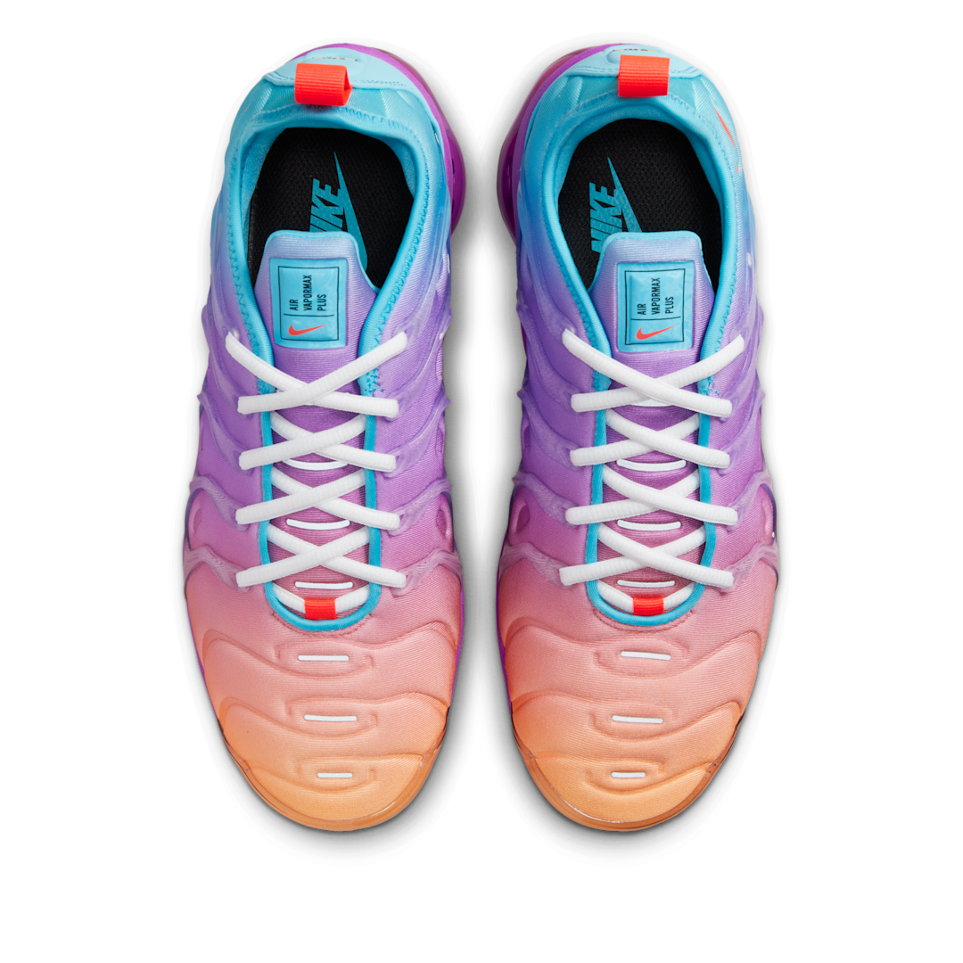 Overkicks - Nike Air VaporMax Plus Fuchsia Dream Bright Crimson Gradient (Womens) (FD0823-500) - par completo