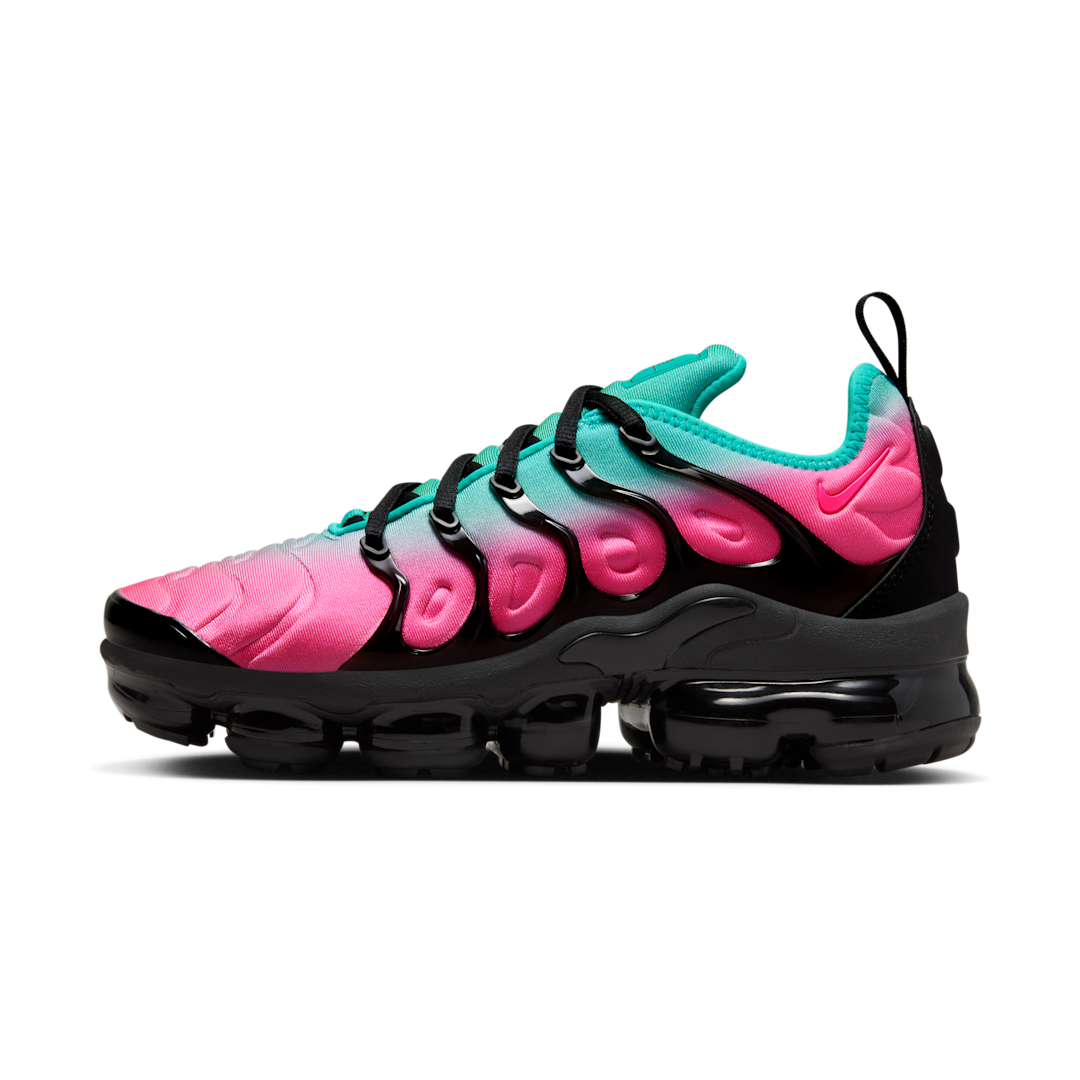 Overkicks - Nike Air VaporMax Plus Pink Blast Clear Jade (Womens) (FN7175-630) - vista lateral