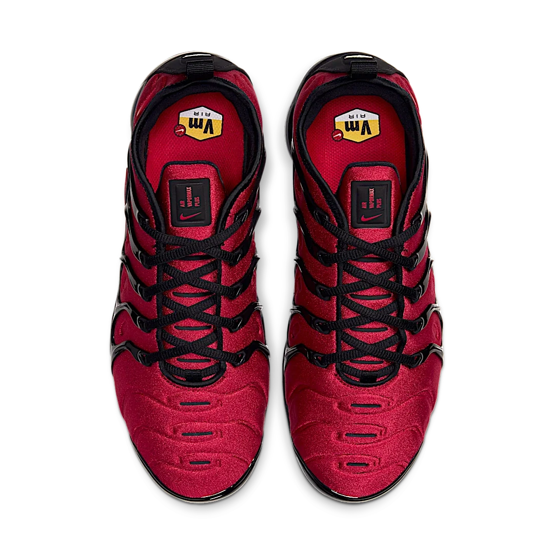 Overkicks - Nike Air VaporMax Plus University Red Black (CU4863-600) - par completo