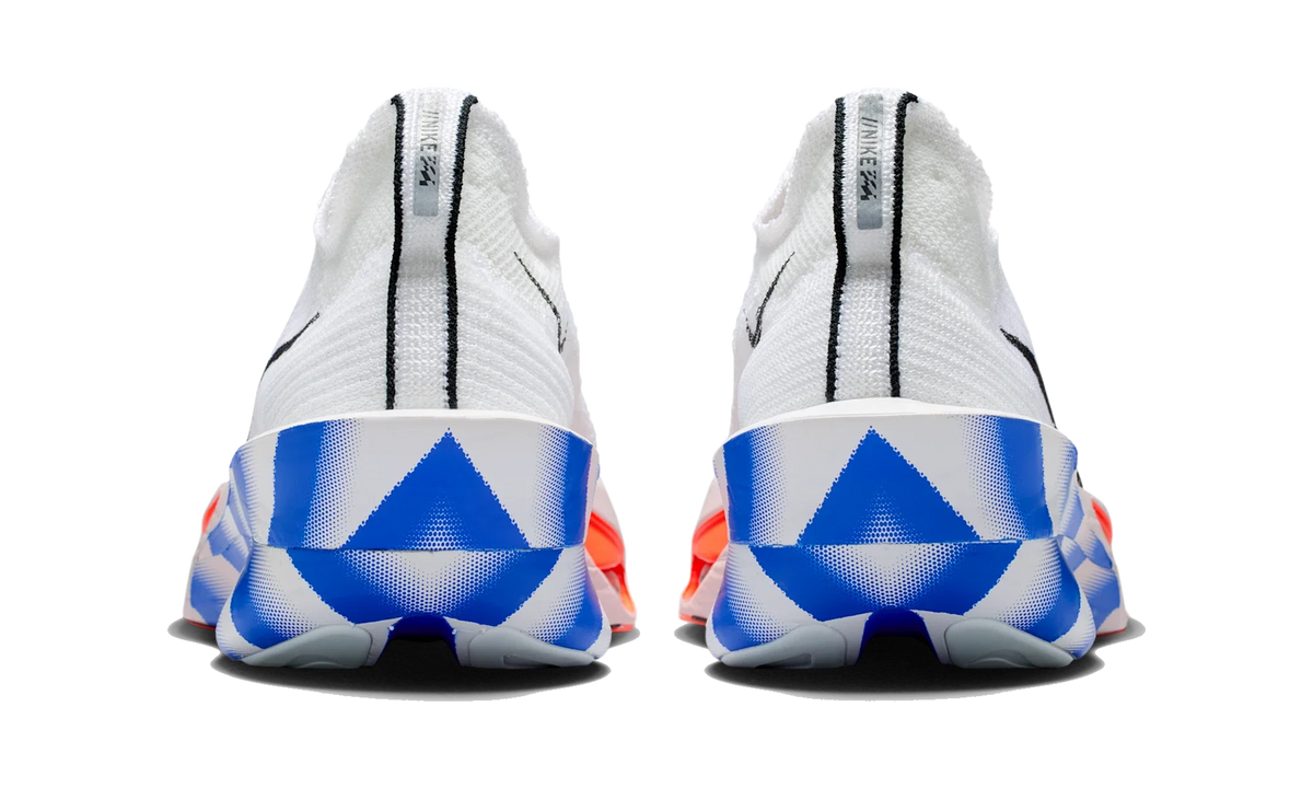 Overkicks - Nike Air Zoom Alphafly Next% 3 CM White Platinum Violet (II7290-100) - detalle talon