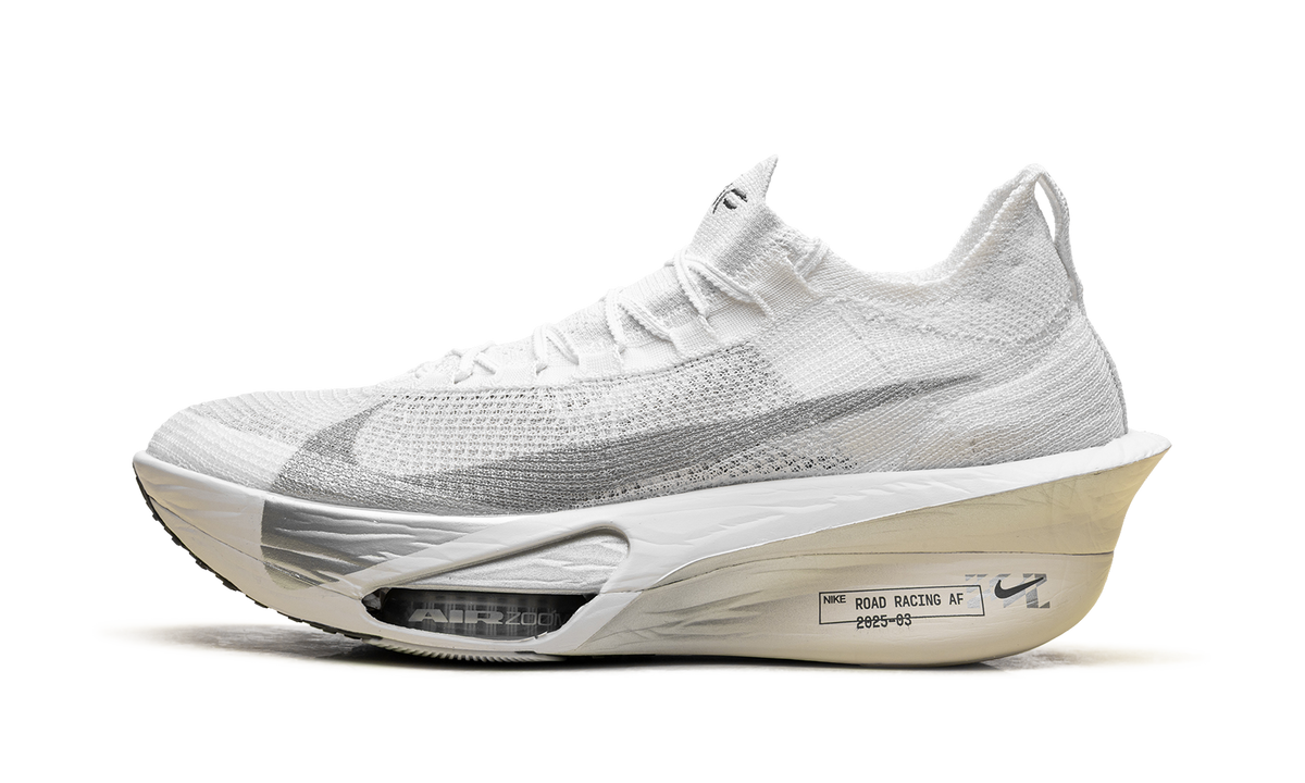 Overkicks - Nike Air Zoom Alphafly Next% 3 Running is Mental (IQ0309-094) - vista lateral
