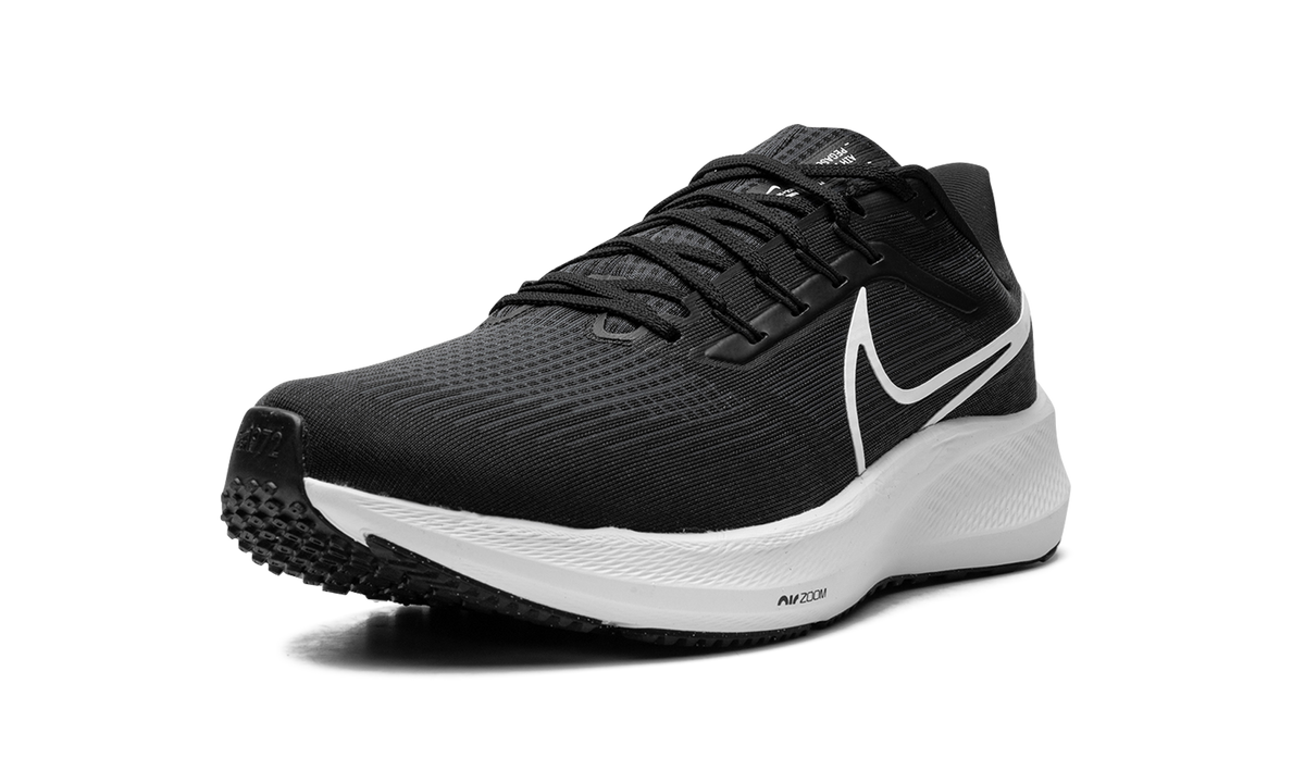 Overkicks - Nike Air Zoom Pegasus 39 Black White (DH4071-001) - par completo