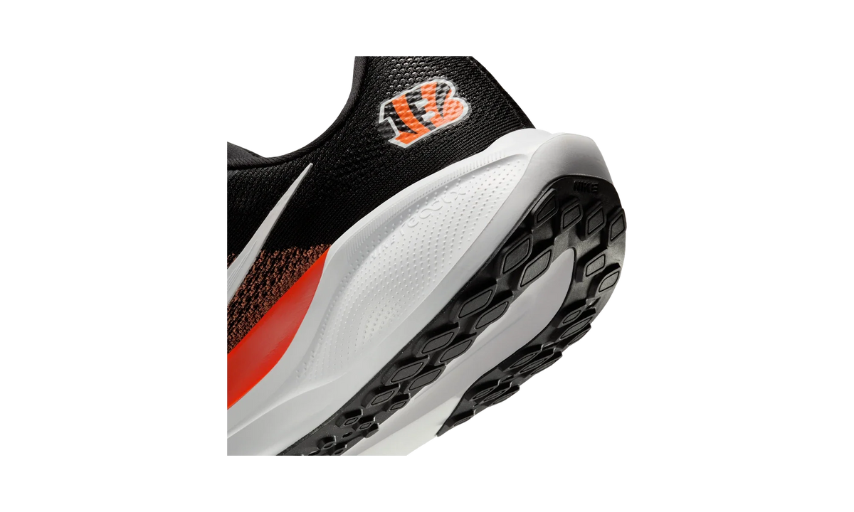 Overkicks - Nike Air Zoom Pegasus 41 Cincinnati Bengals (2025) (IB3189-001) - detalle