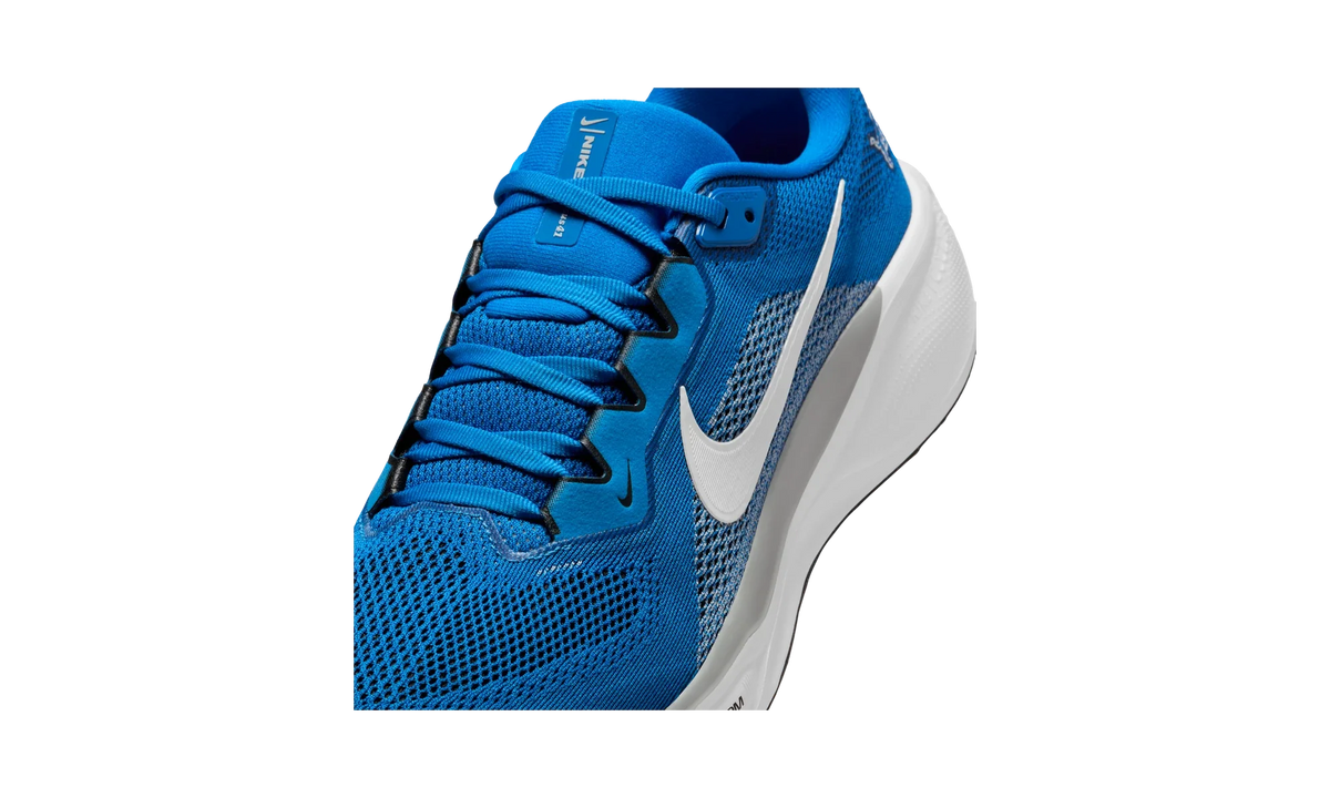 Overkicks - Nike Air Zoom Pegasus 41 Detroit Lions (2025) (IB3206-400) - detalle lateral interior