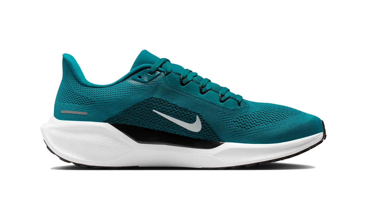 Overkicks - Nike Air Zoom Pegasus 41 Jacksonville Jaguars (2025) (IB3196-400) - detalle suela